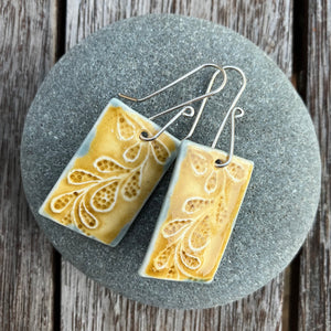 Floral rectangular drops