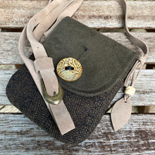 Load image into Gallery viewer, SUEDE &amp; WOOL - Mini Satchel with ceramic button