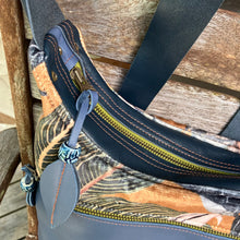 Load image into Gallery viewer, Large satchel handbag - jungle print