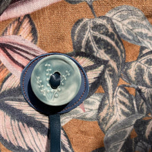 Load image into Gallery viewer, FLORAL &amp; LEATHER  - medium satchel