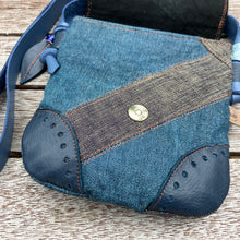Load image into Gallery viewer, MEDIUM SATCHEL - blue