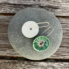 Load image into Gallery viewer, Fan Disc Earrings