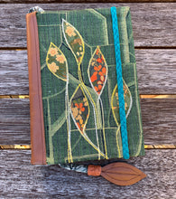 Load image into Gallery viewer, Applique Leaves Journal