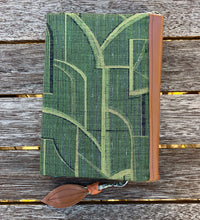 Load image into Gallery viewer, Applique Leaves Journal